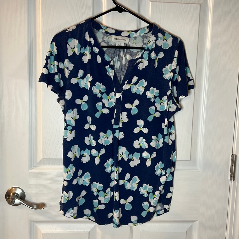 Liz Claiborne Women’s Navy Blue Floral Top Medium
